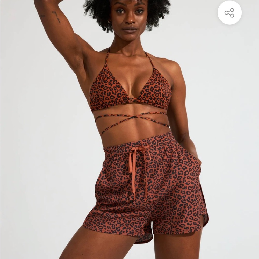 Flo Short V2